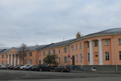 пл. Ленина, 2